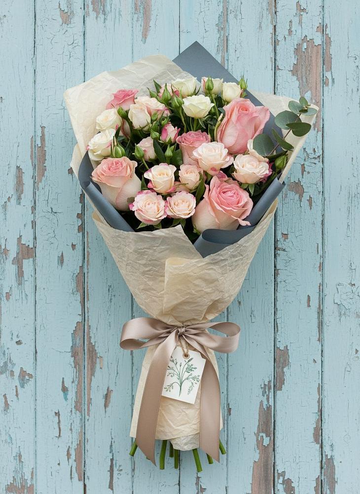 Букет цветов из: Розы в Большой Мартыновке