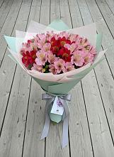 Букет цветов из:  Альстромерии в Большой Мартыновке
