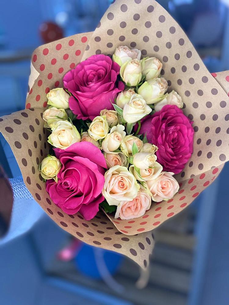 Букет цветов из: Розы в Большой Мартыновке