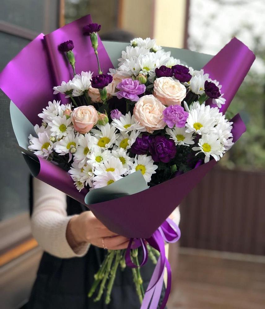 Букет цветов из: Хризантемы, Гвоздики и Розы в Большой Мартыновке