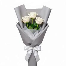Букет 3 белые розы в Большой Мартыновке