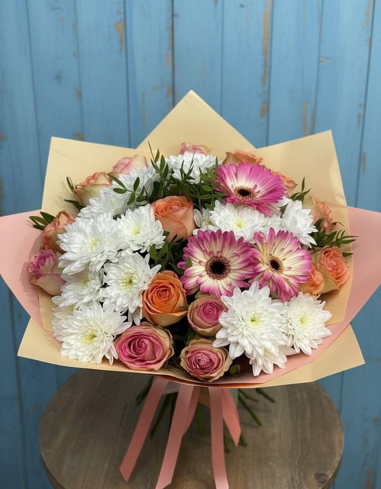 Букет цветов из: Розы, Герберы и Хризантемы в Большой Мартыновке