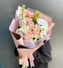 Букет цветов из:  Хризантемы и Розы в Большой Мартыновке