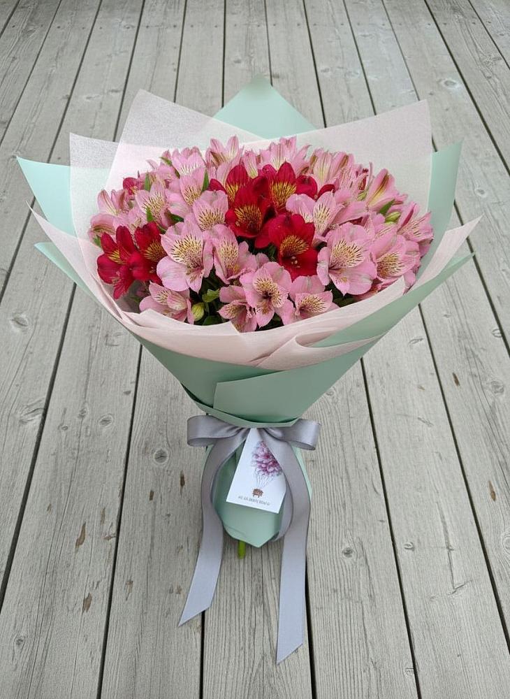 Букет цветов из: Альстромерии в Большой Мартыновке