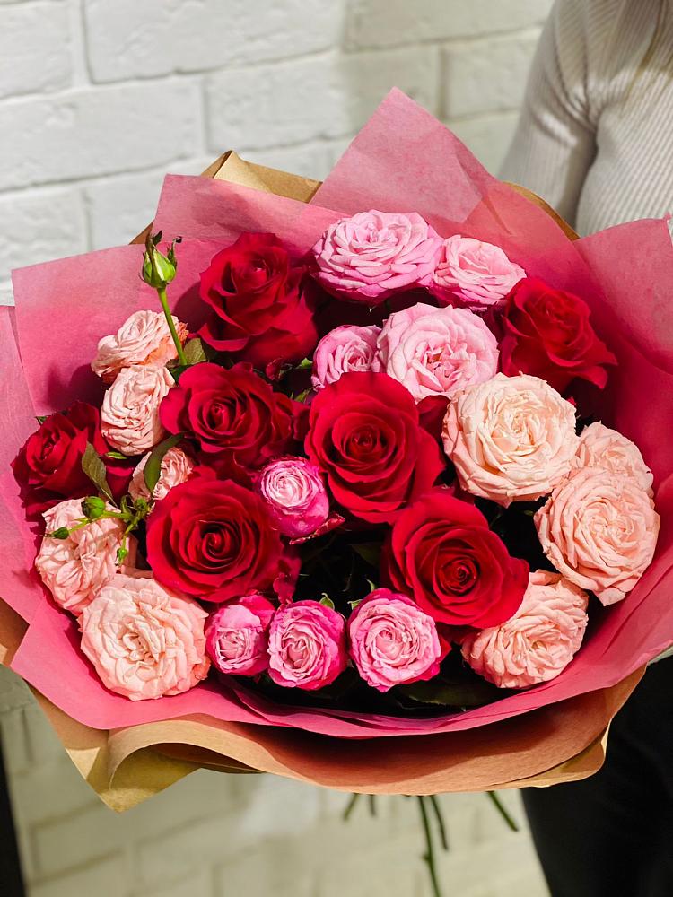 Букет цветов из: Розы в Большой Мартыновке
