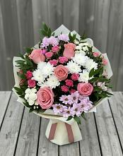 Букет цветов из:  Альстромерии, Гвоздики, Розы и Хризантемы в Большой Мартыновке