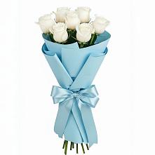 Букет 7 белых роз Проуд в Большой Мартыновке