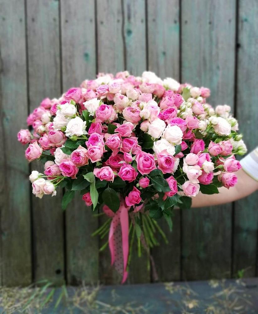 Букет Розовые кустовые розы Натали и Лав Лидия в Большой Мартыновке