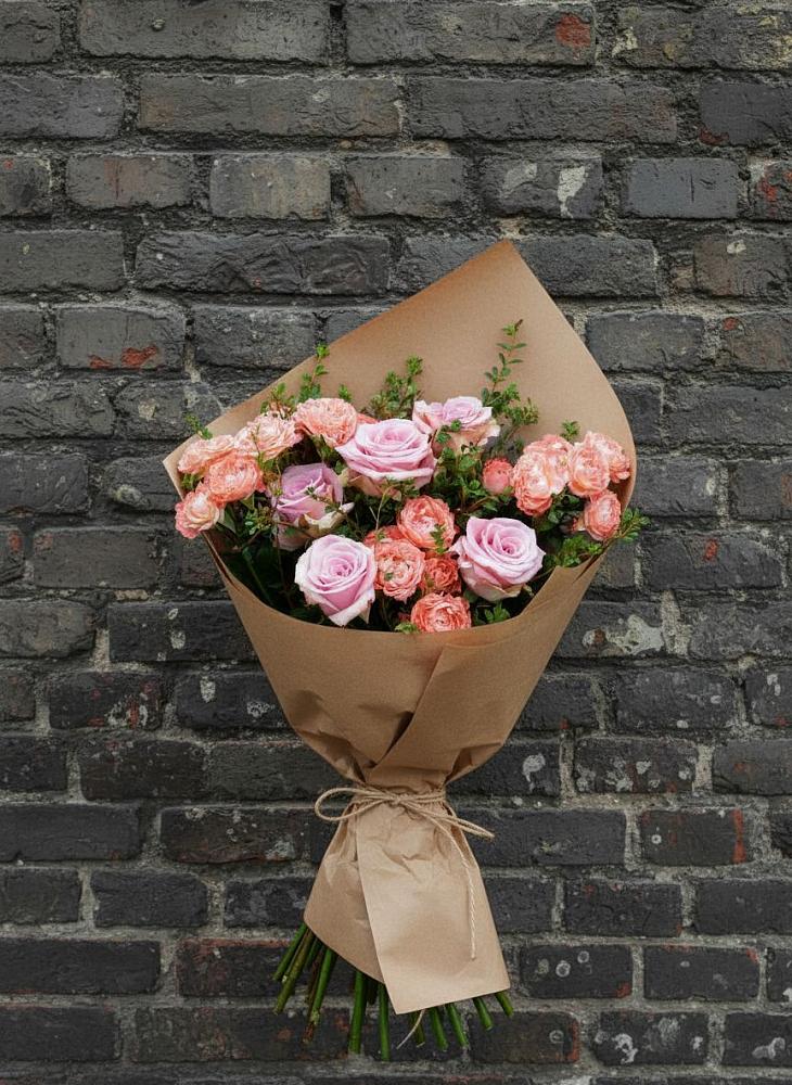 Букет цветов из: Розы в Большой Мартыновке