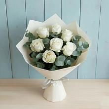Букет Белые розы в Эвкалипте в Большой Мартыновке