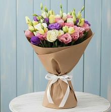 Букет цветов из:  Лизиантусы в Большой Мартыновке