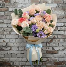 Букет цветов из:  Розы, Лизиантусы и Гвоздики #REPLACE_PRED# Большой Мартыновке
