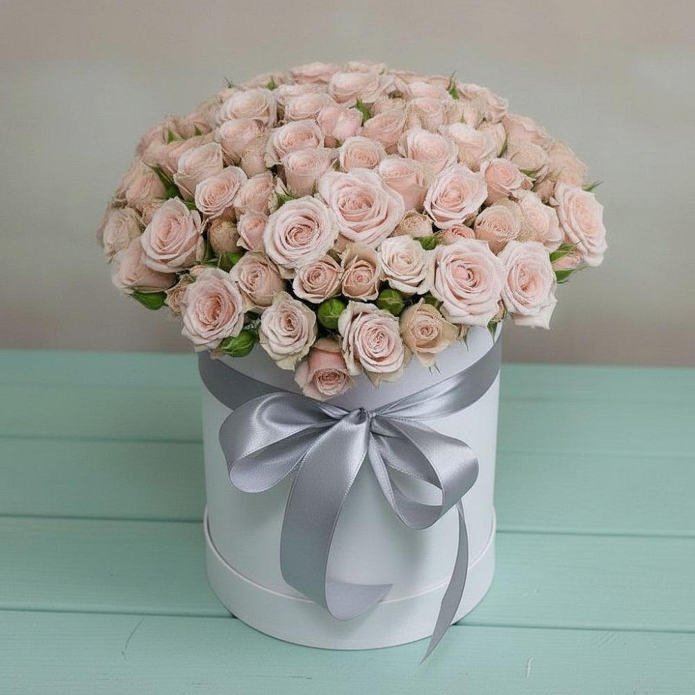 Цветочная композиция из Розы в шляпной коробке в Большой Мартыновке